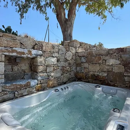 Tatil Evi Pyrgianos - Private Jacuzzi Glinado Naxos